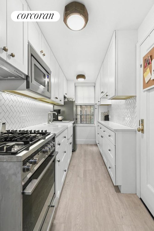 16 Park Avenue, Unit 12C photo 5