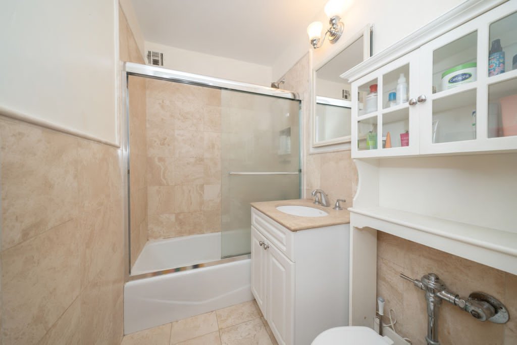 333 East 34th Street, Unit 9J photo 10