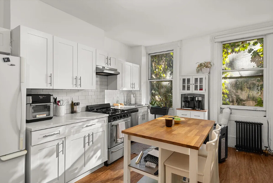 362 West 30th Street – For Sale photo 8