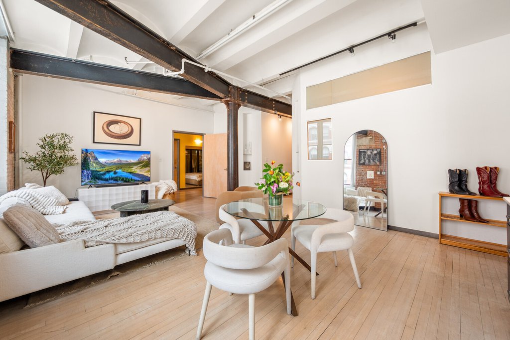 439 Lafayette Street, Unit 3 photo 5