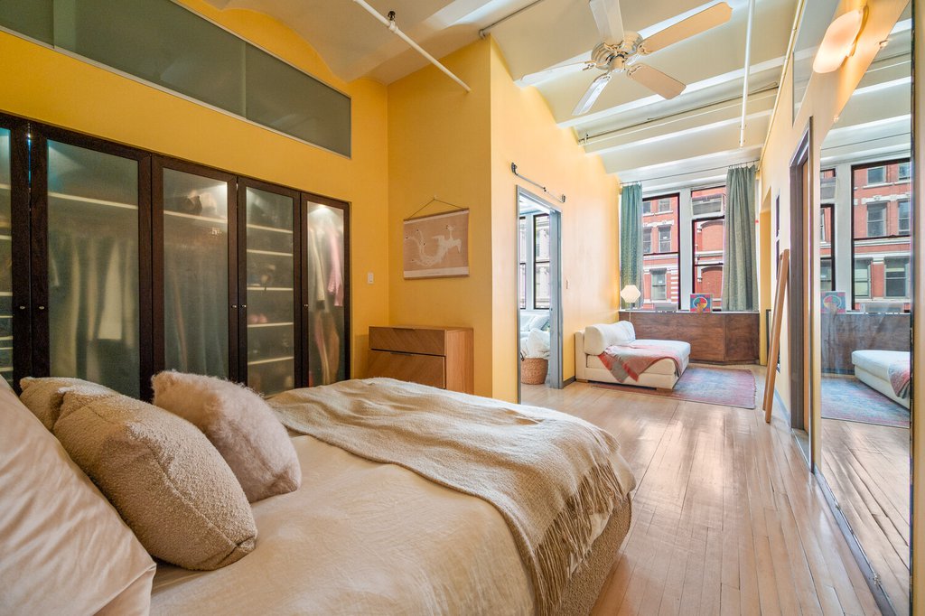 439 Lafayette Street, Unit 3 photo 6
