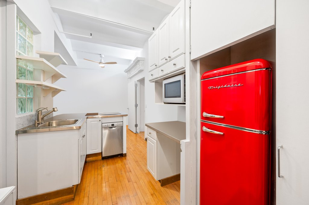 439 Lafayette Street, Unit 3 photo 16
