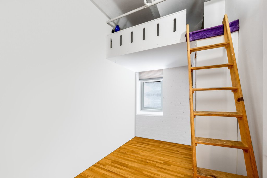 439 Lafayette Street, Unit 3 photo 18