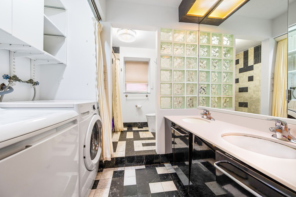 439 Lafayette Street, Unit 3 photo 19