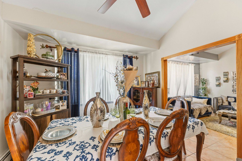 1556 Longfellow Avenue – For Sale photo 5