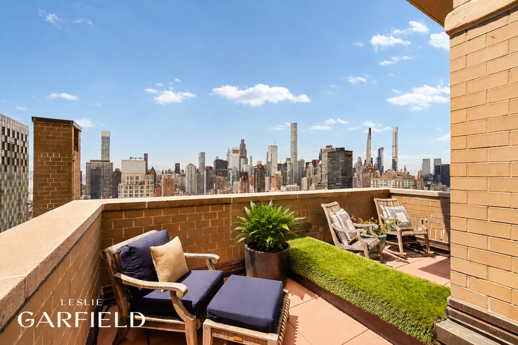 400 East 70th Street, Unit 3601