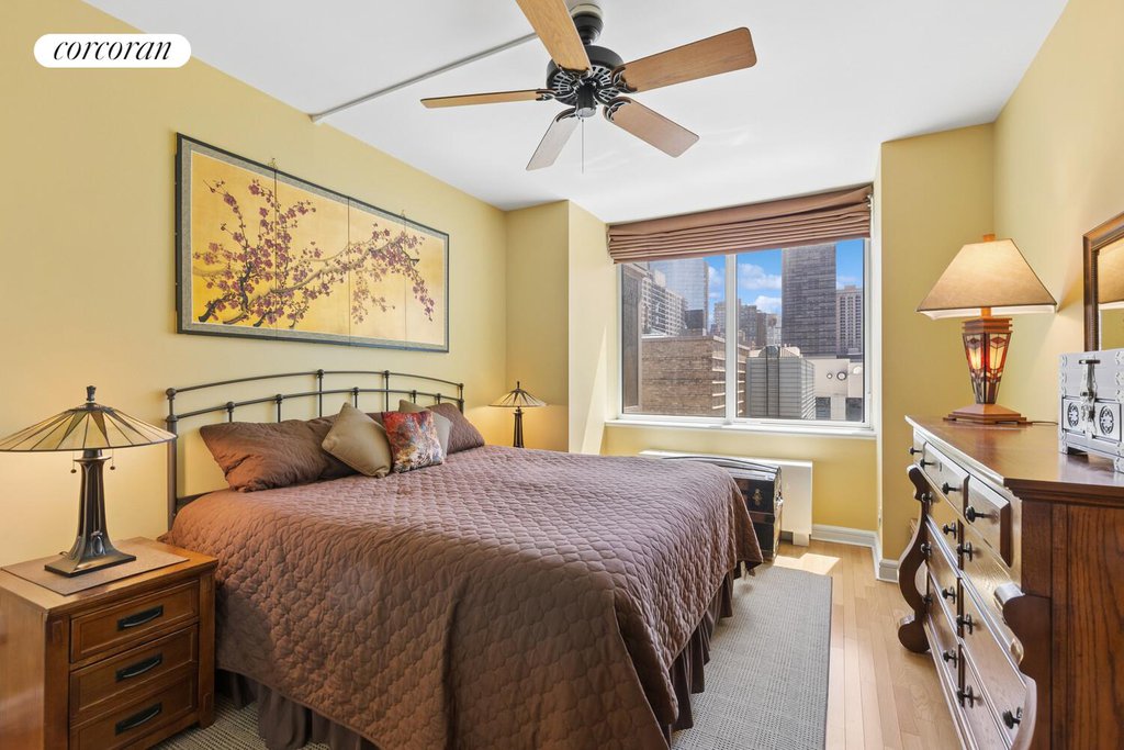 120 Riverside Boulevard, Unit 14P photo 6
