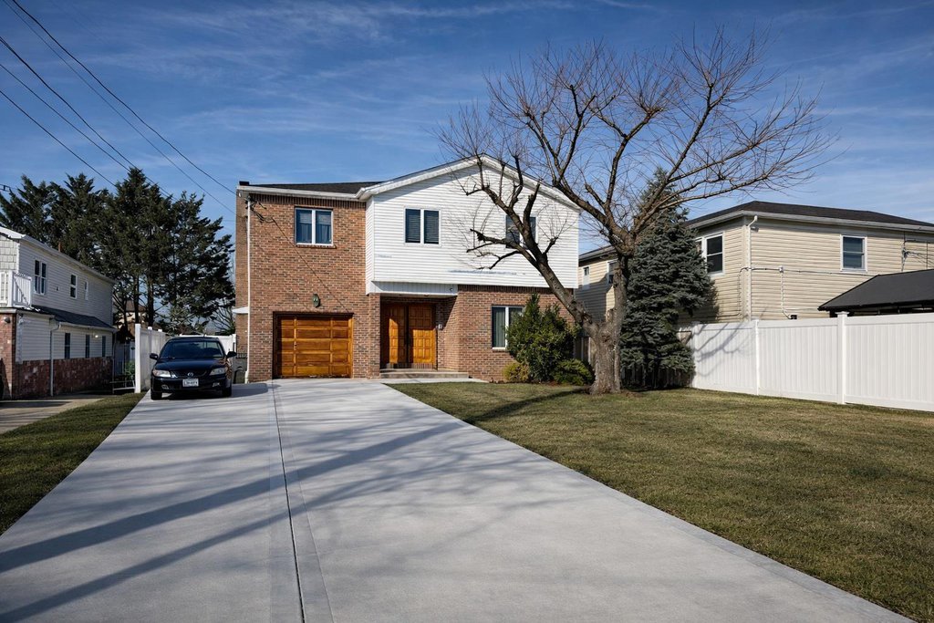 735 Woodrow Road