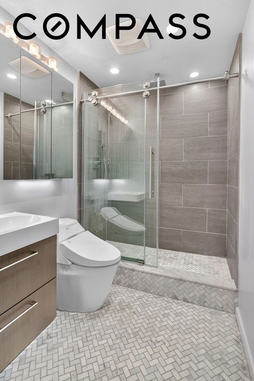 403 East 62nd Street, Unit 11B photo 20