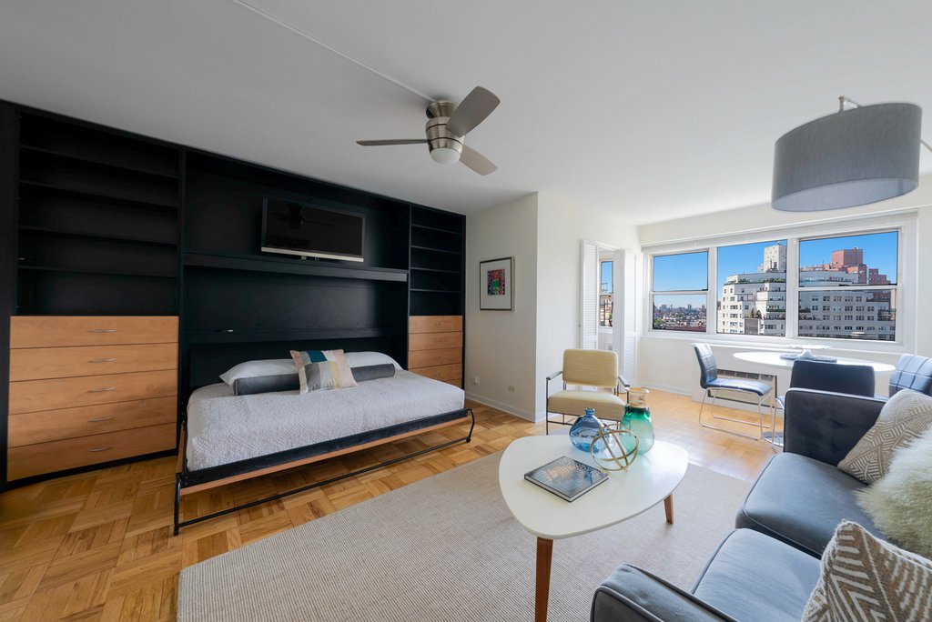 69 West 9th Street, Unit 12E