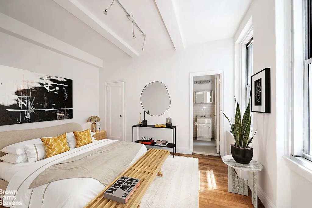 325 West 45th Street, Unit 108 photo 4