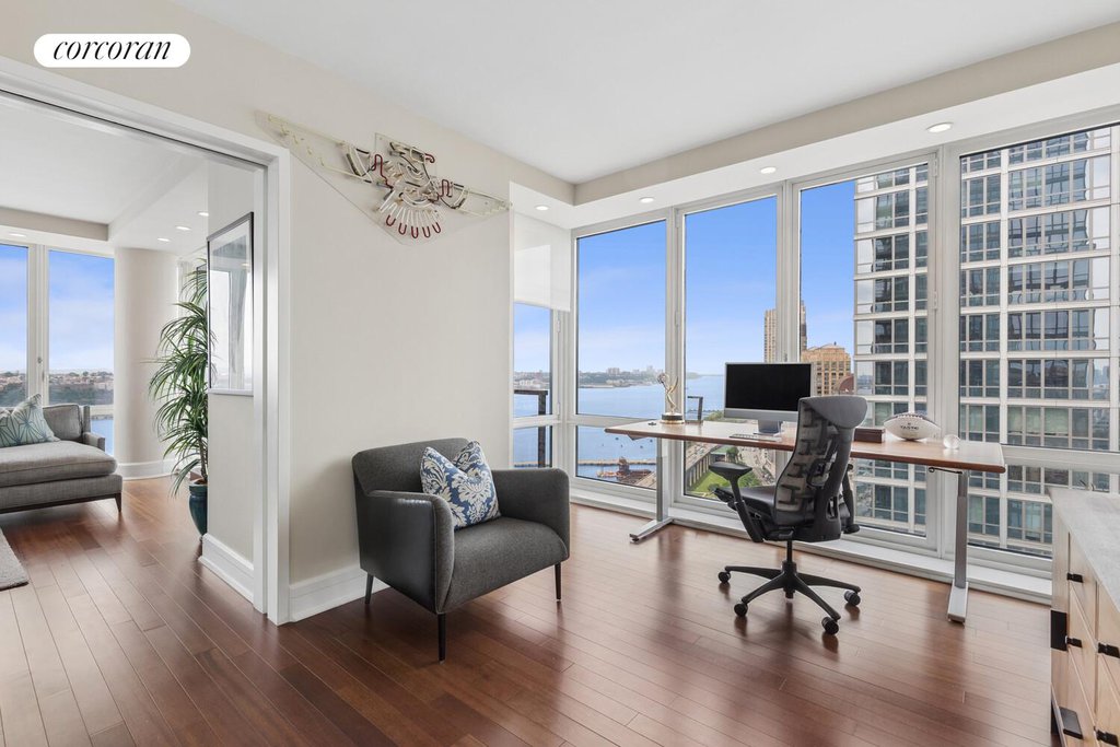 60 Riverside Boulevard, Unit 3101 photo 9