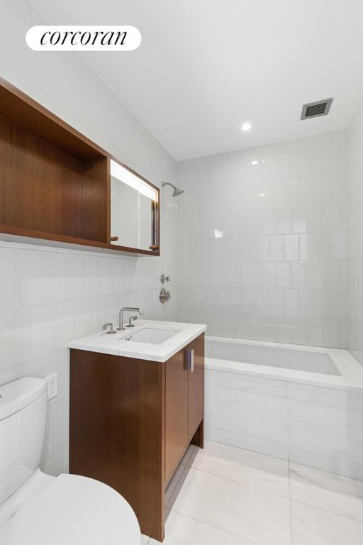 60 Riverside Boulevard, Unit 3101 photo 16