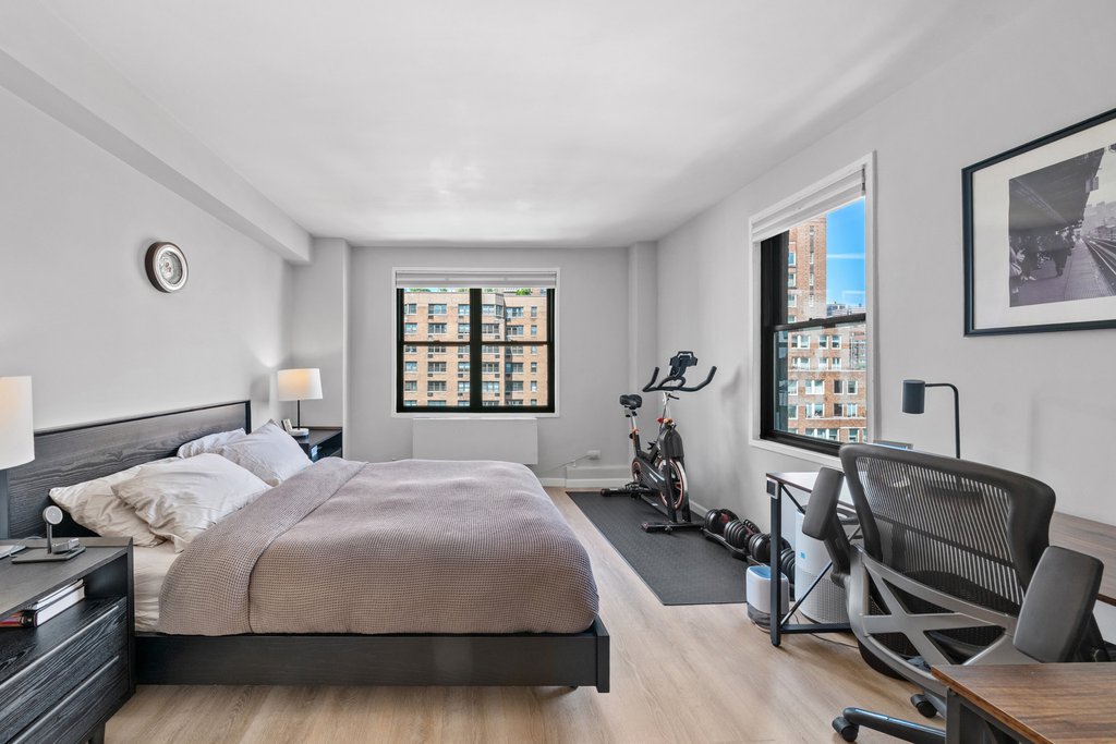 301 East 62nd Street, Unit 14J photo 2