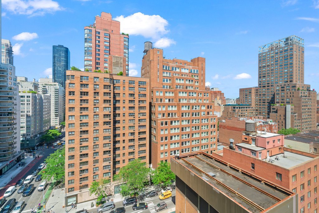 301 East 62nd Street, Unit 14J photo 3