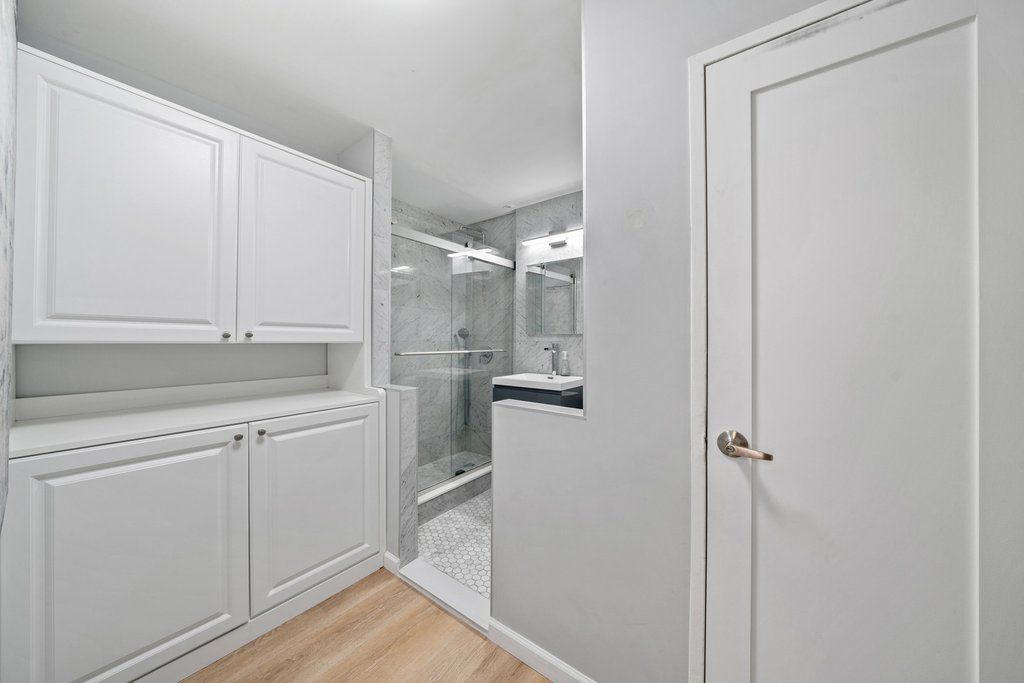 301 East 62nd Street, Unit 14J photo 7