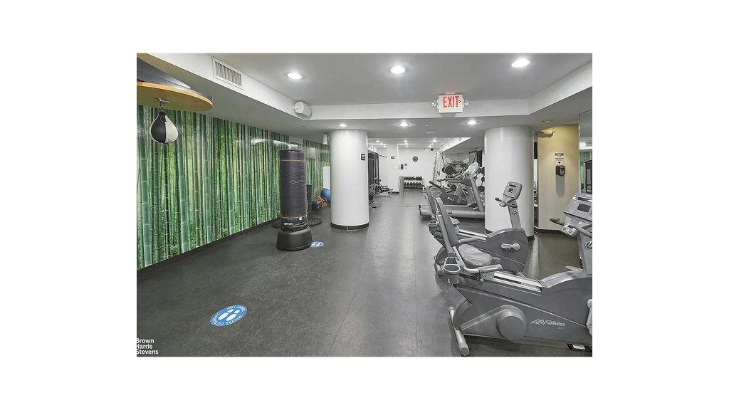 100 West 58th Street, Unit 12H photo 7