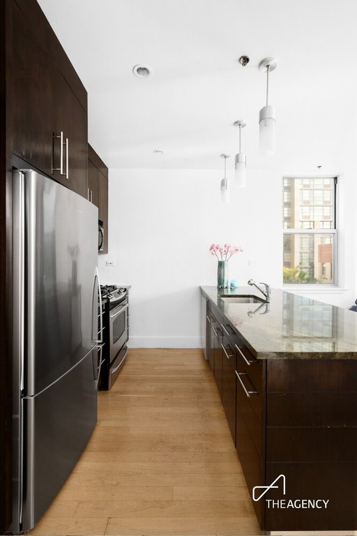 154 Attorney Street, Unit 603 photo 5