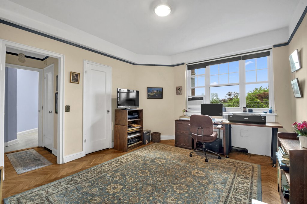 140 Cabrini Boulevard, Unit 1 photo 29
