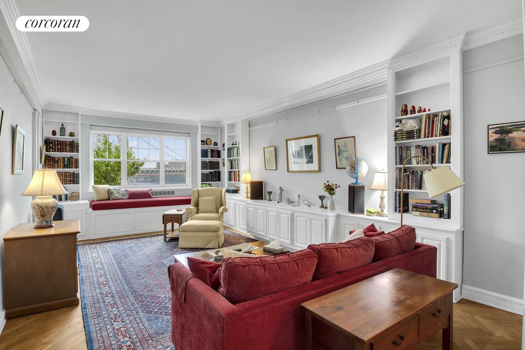 140 Cabrini Boulevard, Unit 1