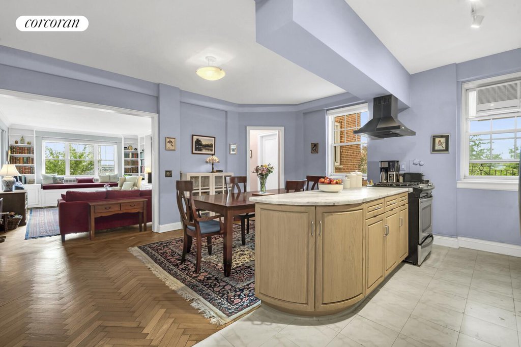 140 Cabrini Boulevard, Unit 1 photo 6