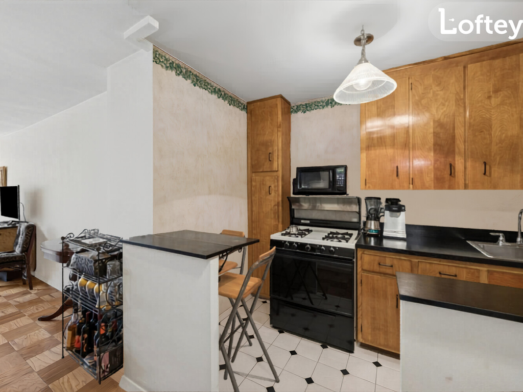 130 East 18th Street, Unit 11K photo 3
