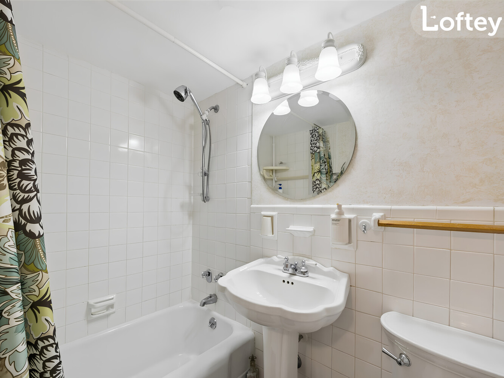 130 East 18th Street, Unit 11K photo 4