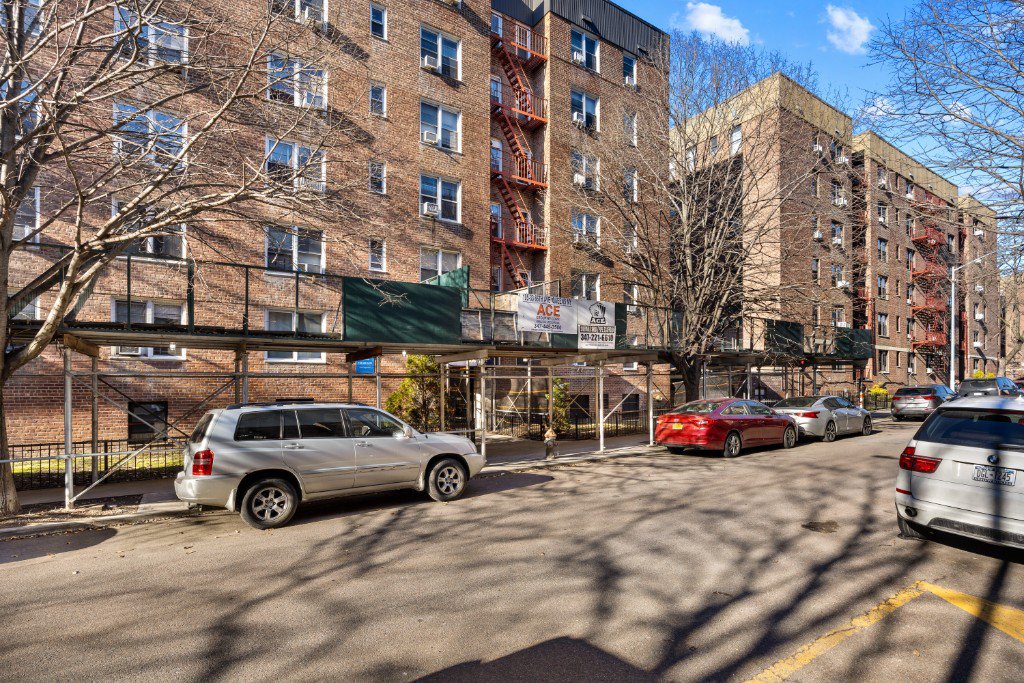 105-33 66th Avenue, Unit 1G