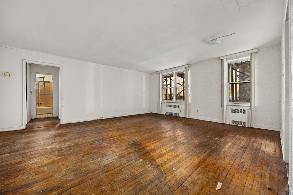 105-33 66th Avenue, Unit 1G photo 4