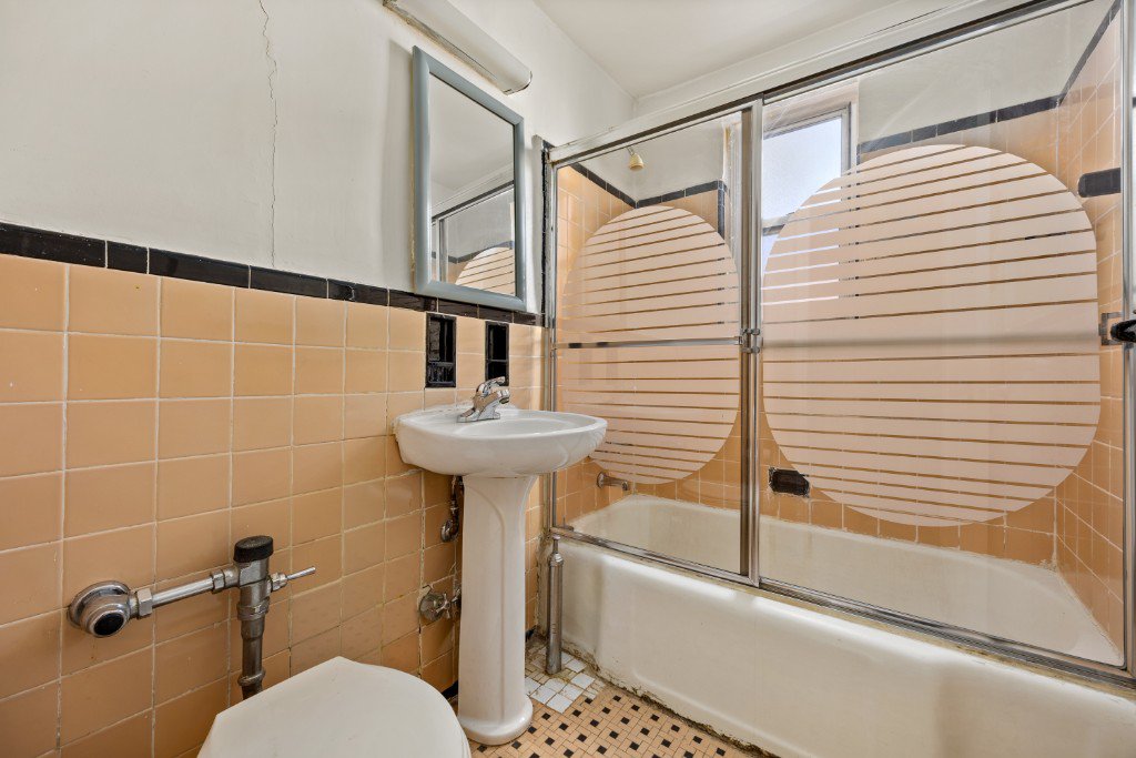 105-33 66th Avenue, Unit 1G photo 13