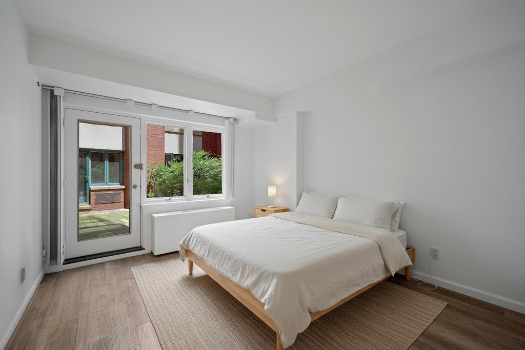 125 East 12th Street, Unit 1C photo 6