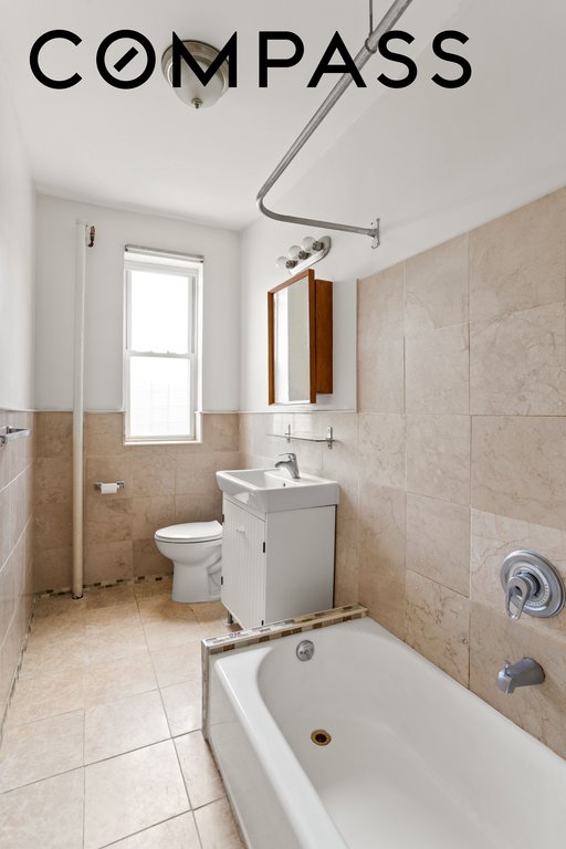 45-08 40th Street, Unit D51 photo 10