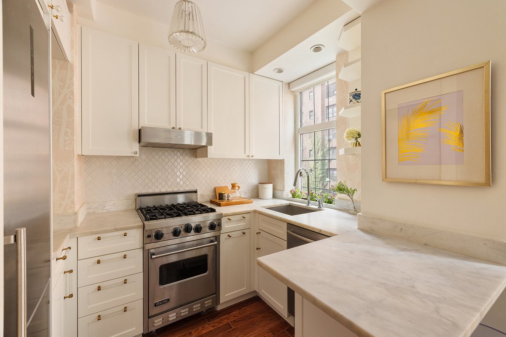 405 West 23rd Street, Unit 6I photo 4