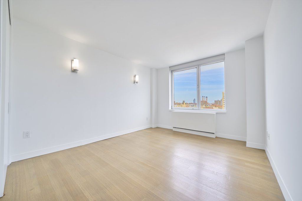 200 East 11th Street, Unit 1201 photo 10