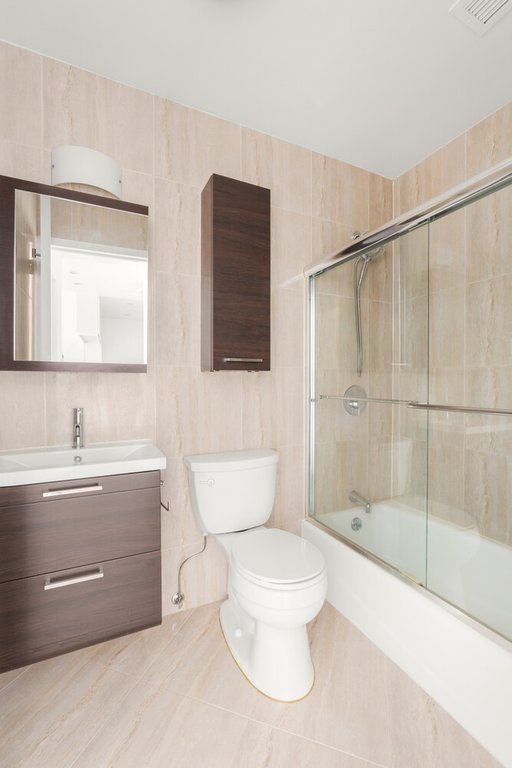 2373 Broadway, Unit 1602 photo 5