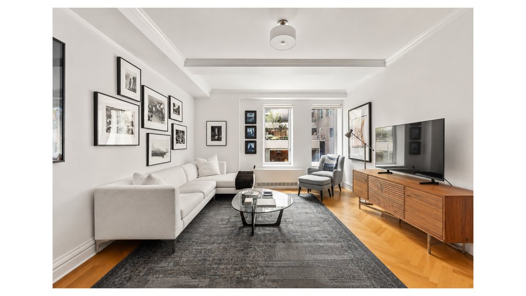 502 Park Avenue, Unit 14F photo 2