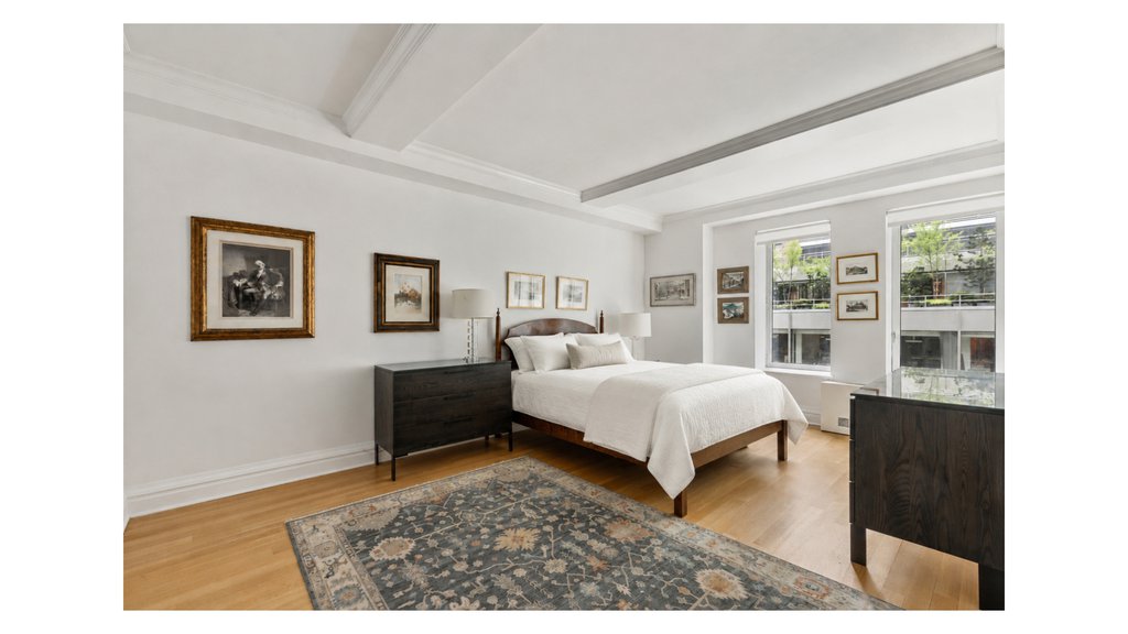 502 Park Avenue, Unit 14F photo 3