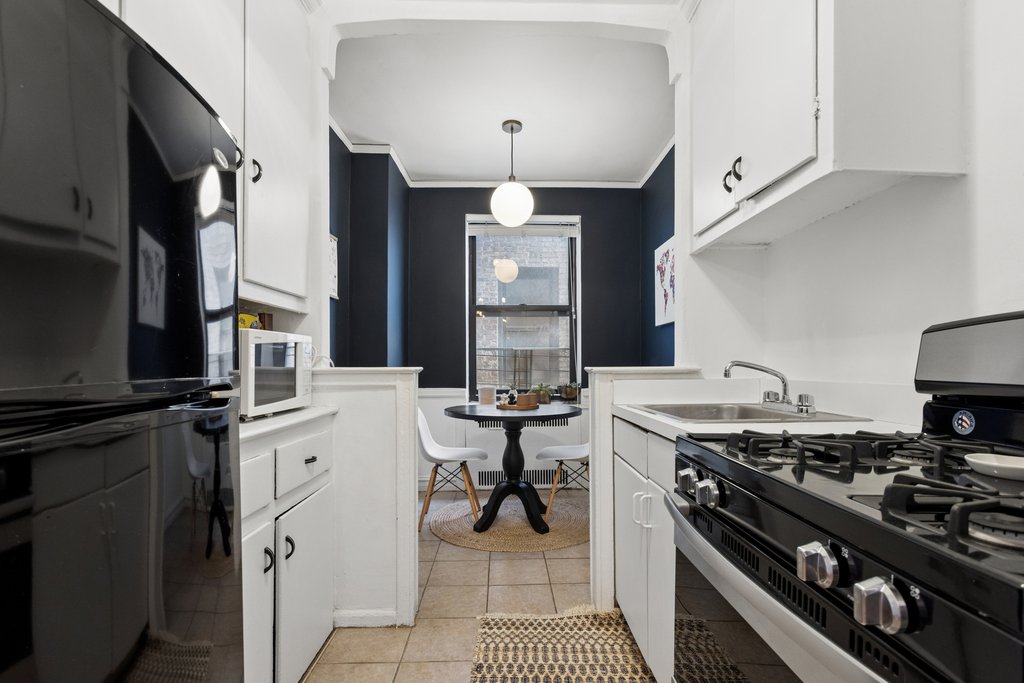 860 Grand Concourse, Unit 4B photo 2