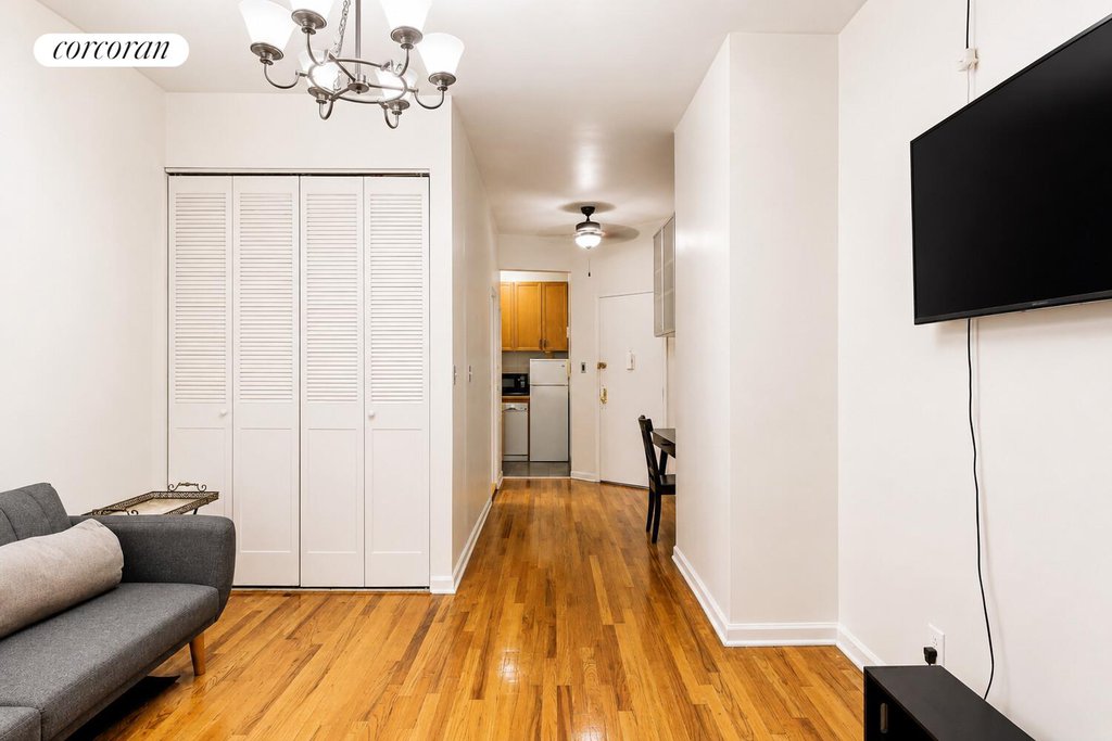 205 East 89th Street, Unit 4D