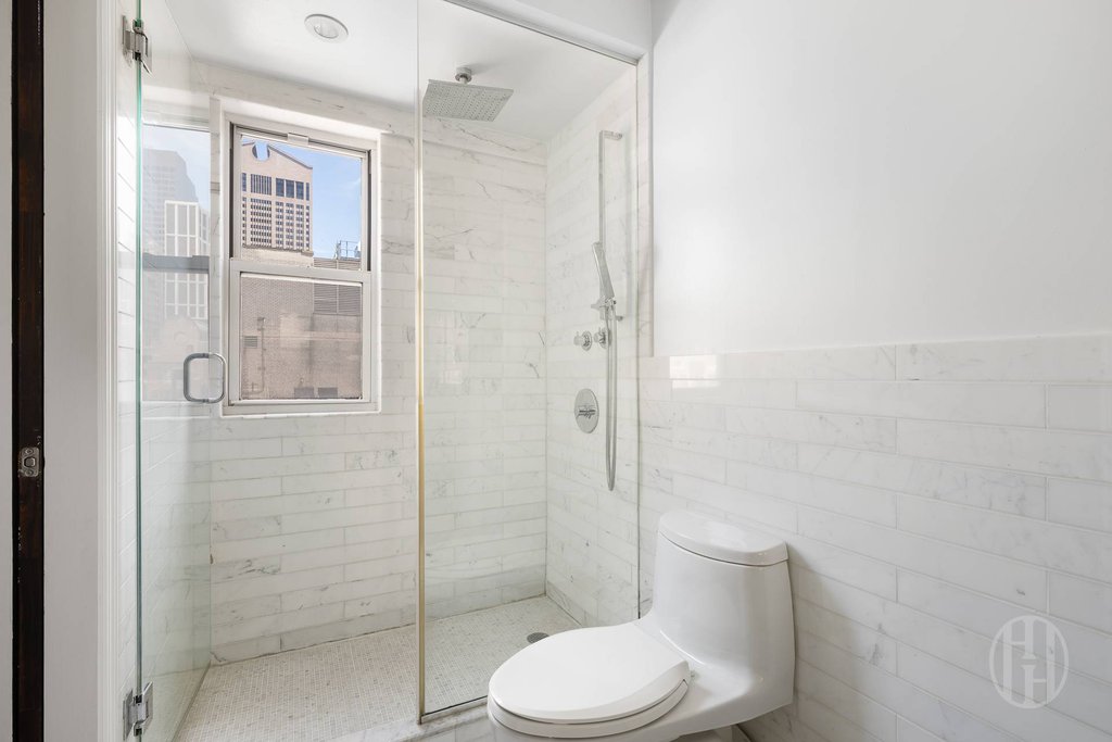 77 West 55th Street, Unit 16B photo 9