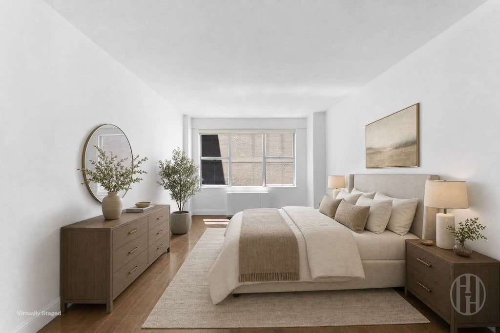 77 West 55th Street, Unit 16B photo 10