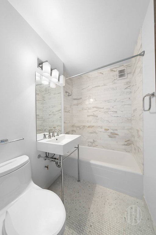 77 West 55th Street, Unit 16B photo 11