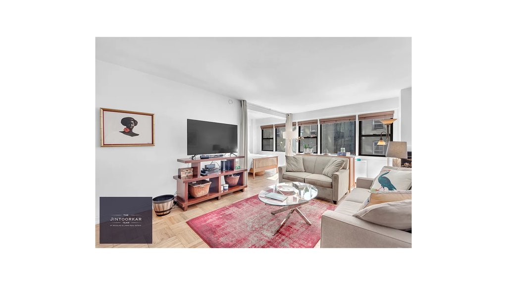 220 East 67th Street, Unit 4B