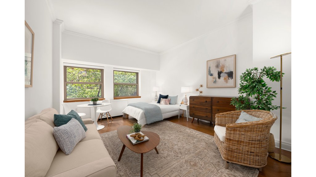 350 East 82nd Street, Unit 2G