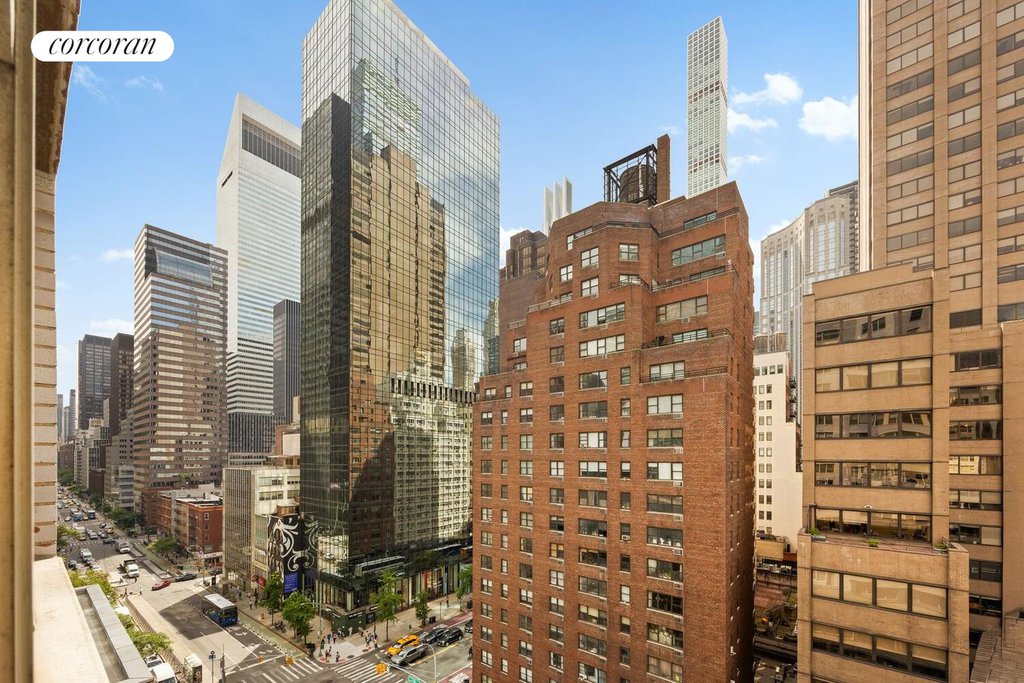 200 East 58th Street, Unit 11H photo 6