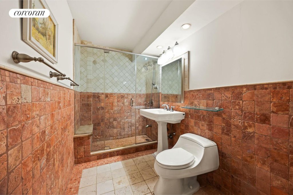 200 East 58th Street, Unit 11H photo 8