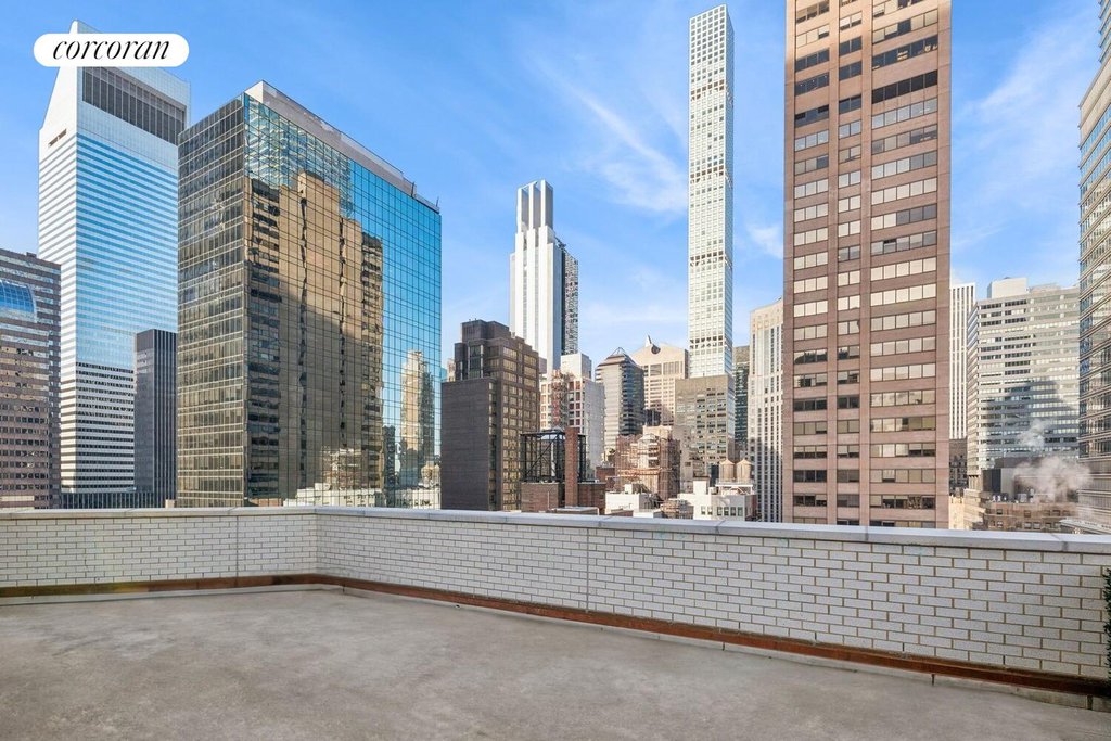 200 East 58th Street, Unit 11H photo 13