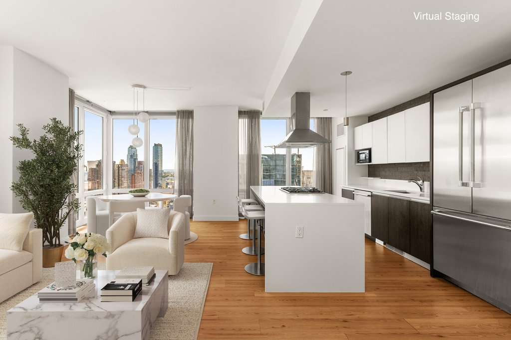 247 West 46th Street, Unit 3103 photo 2