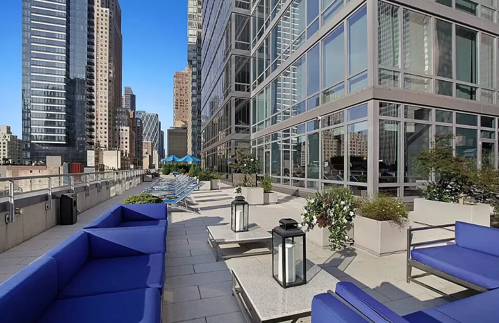 247 West 46th Street, Unit 3103 photo 16