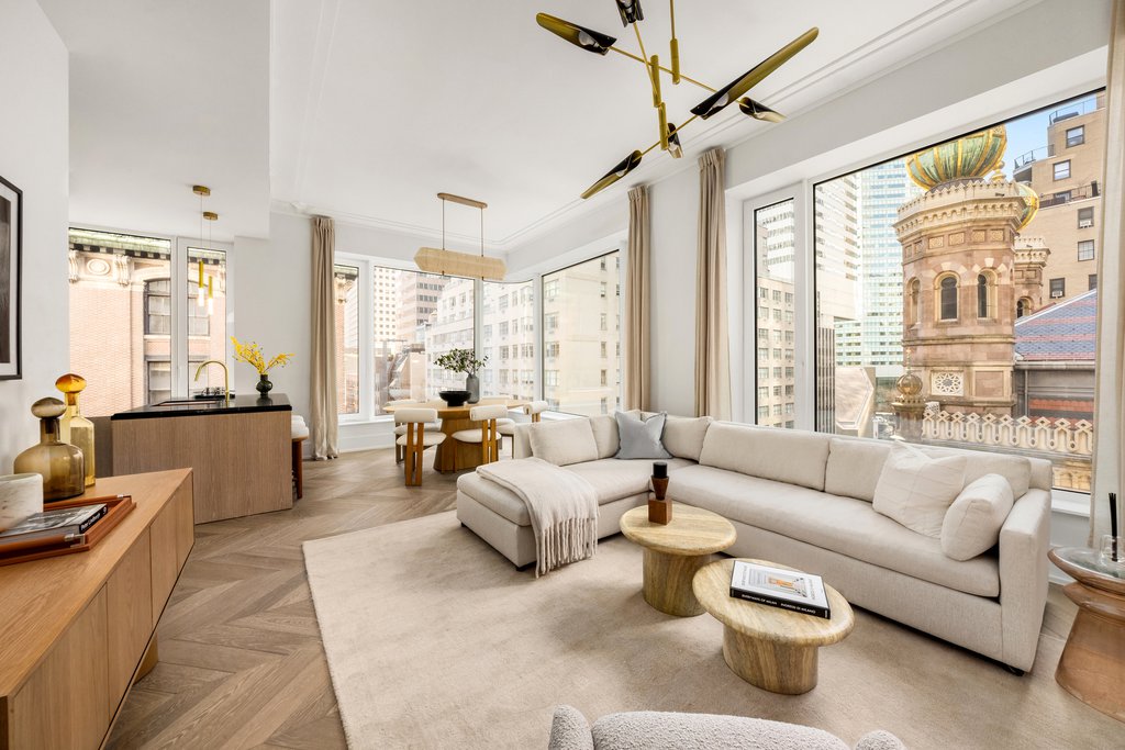 660 Lexington Avenue, Unit 5B